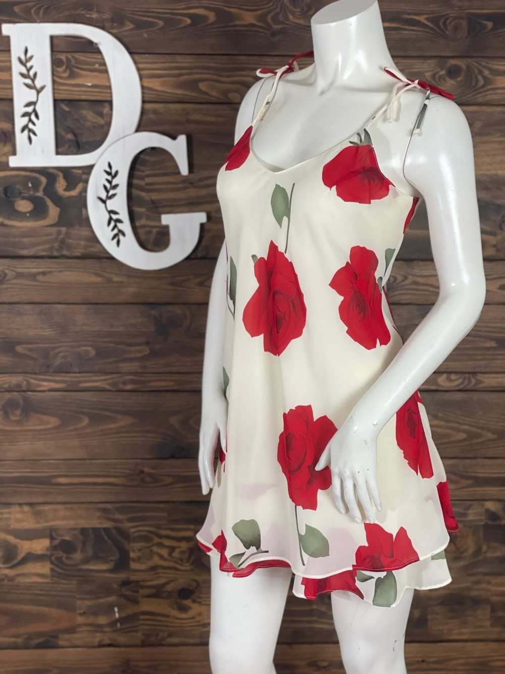 A's Fashion | Vintage Ivory Floral Tie-Shoulder Layered Slip Dress Red Roses